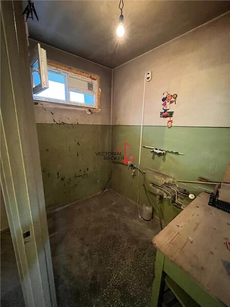 Titan Piata Minis Garsoniera bloc mixt curat